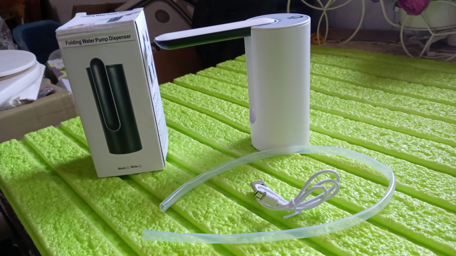 17825 Foldable Water Dispenser, Portable Water Bottle Pump USB Charging Electric Automatic Drinking Pump, Portable Drinking Dispenser Pump for Home Kitchen Living Room Office Camping 17825 Foldable Water Dispenser, Portable Water Bottle Pump USB Charging Electric Automatic Drinking Pump, Portable Drinking Dispenser Pump for Home Kitchen Living Room Office Camping